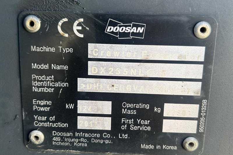 OmecoHub - Immagine DOOSAN DX235NLC